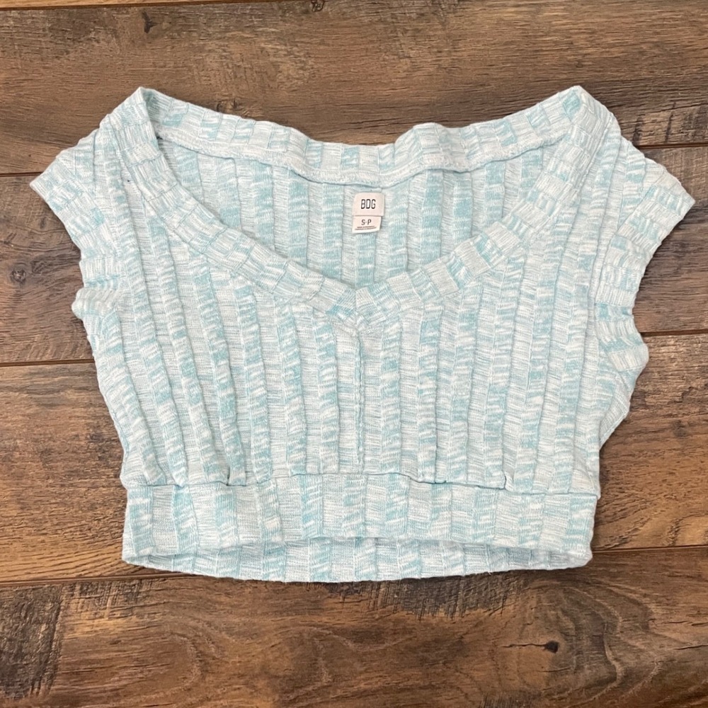 BDG Urban Outfitters Light Blue White Space Dye Ribbed V-Neck Crop Top Small